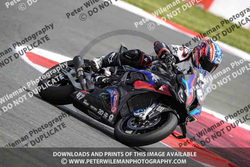 cadwell no limits trackday;cadwell park;cadwell park photographs;cadwell trackday photographs;enduro digital images;event digital images;eventdigitalimages;navarra;no limits trackdays;peter wileman photography;racing digital images;trackday digital images;trackday photos